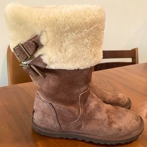UGG boot size 7